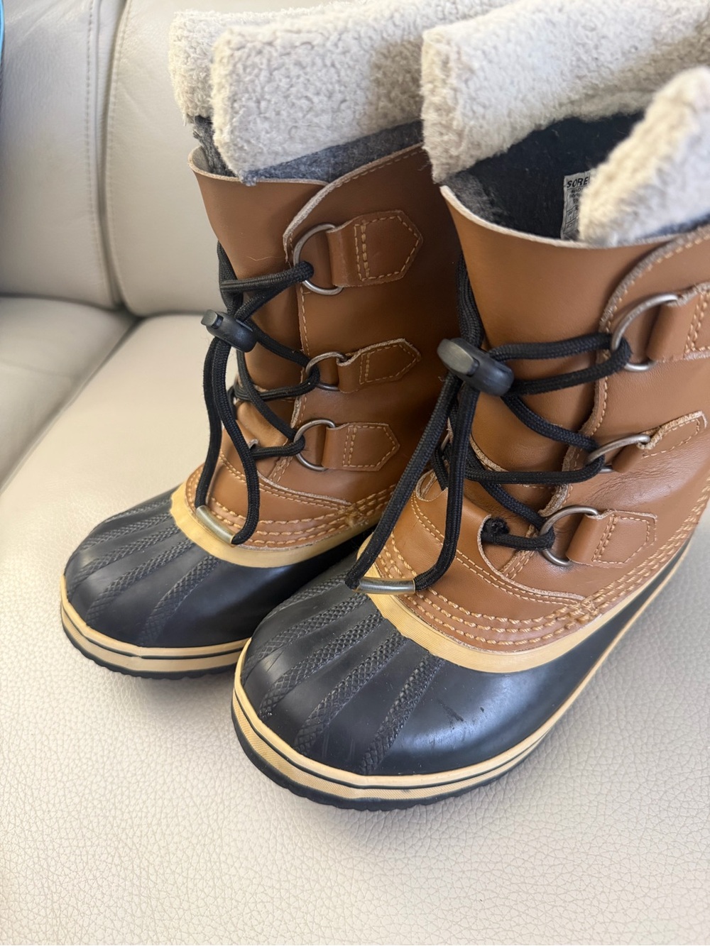 Sorel Yoot Pac Winter Boots Kids Size 2 Tan Waterproof Snow